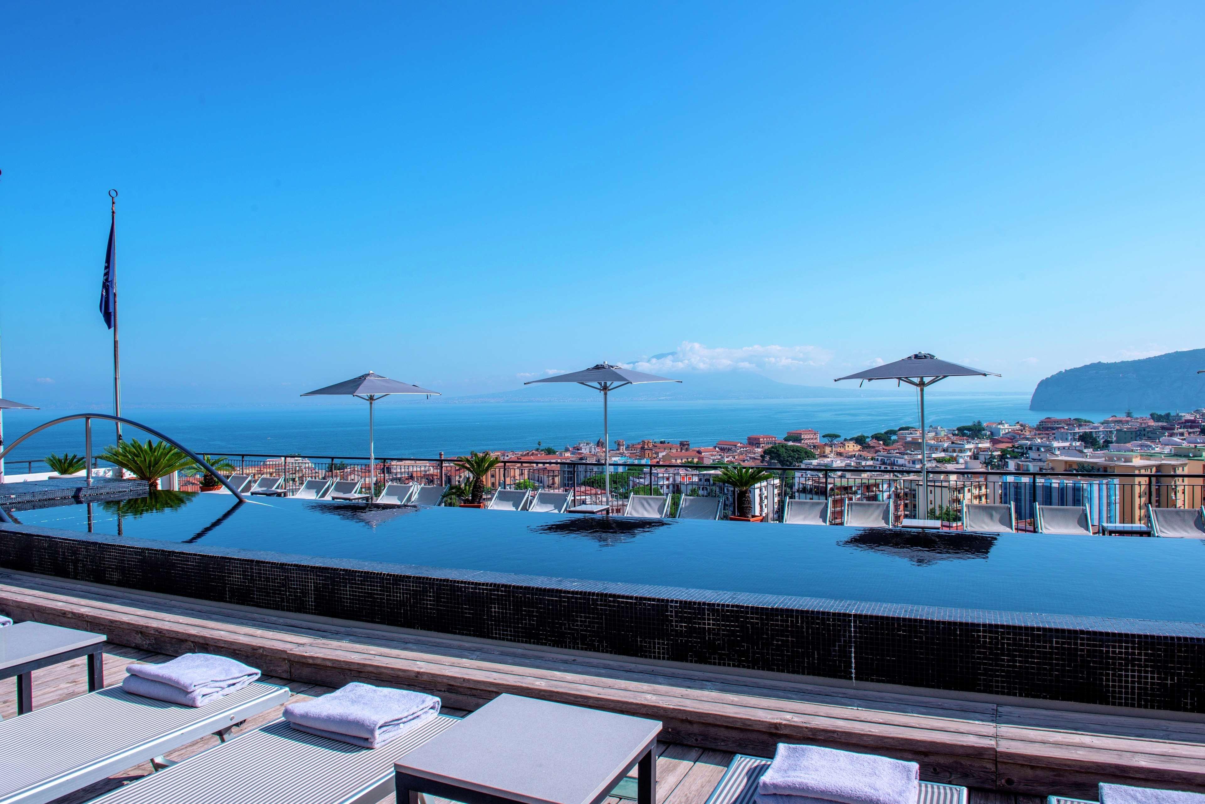 Hilton Sorrento Palace Bagian luar foto