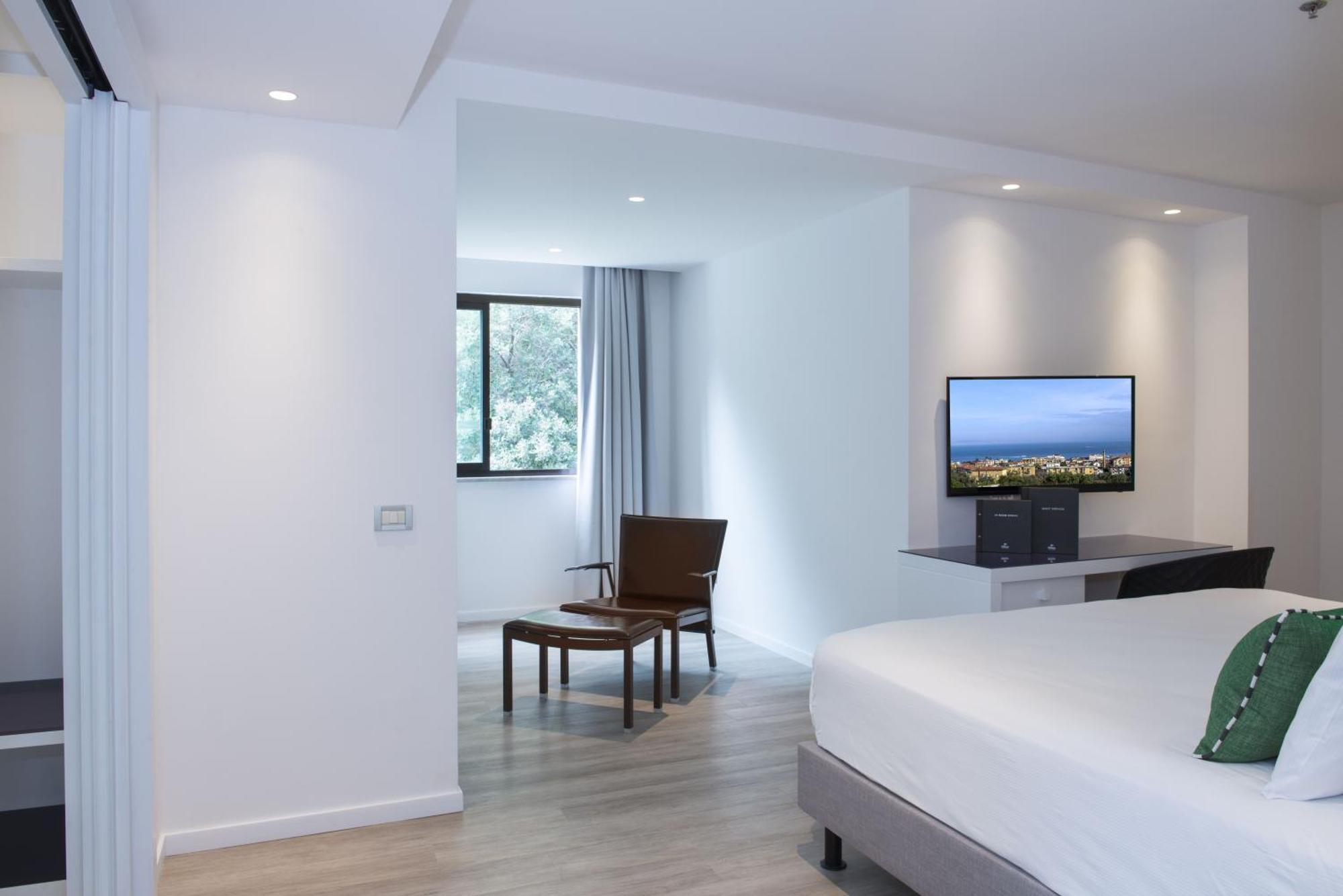 Hilton Sorrento Palace Bagian luar foto