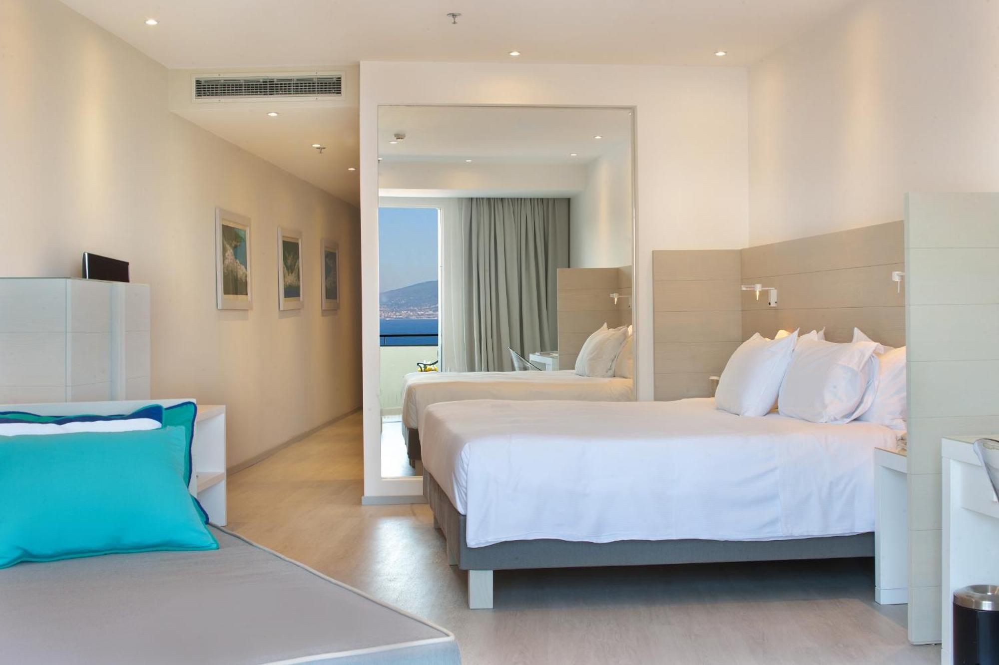Hilton Sorrento Palace Bagian luar foto
